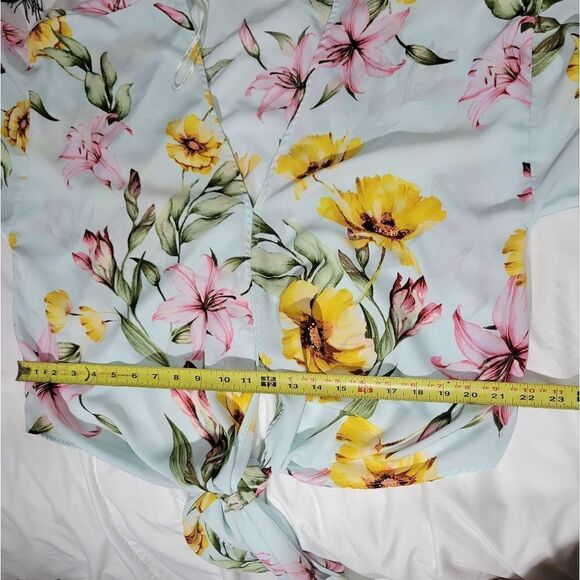 Forever 21 floral front tie blouse sz 0x - Picture 5 of 8